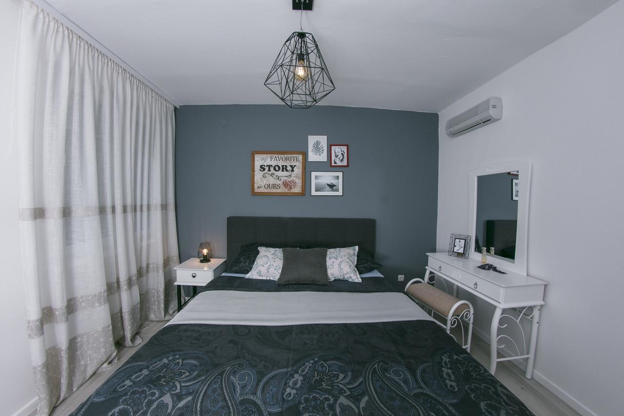 Apartment Ella Чапліна Екстер'єр фото